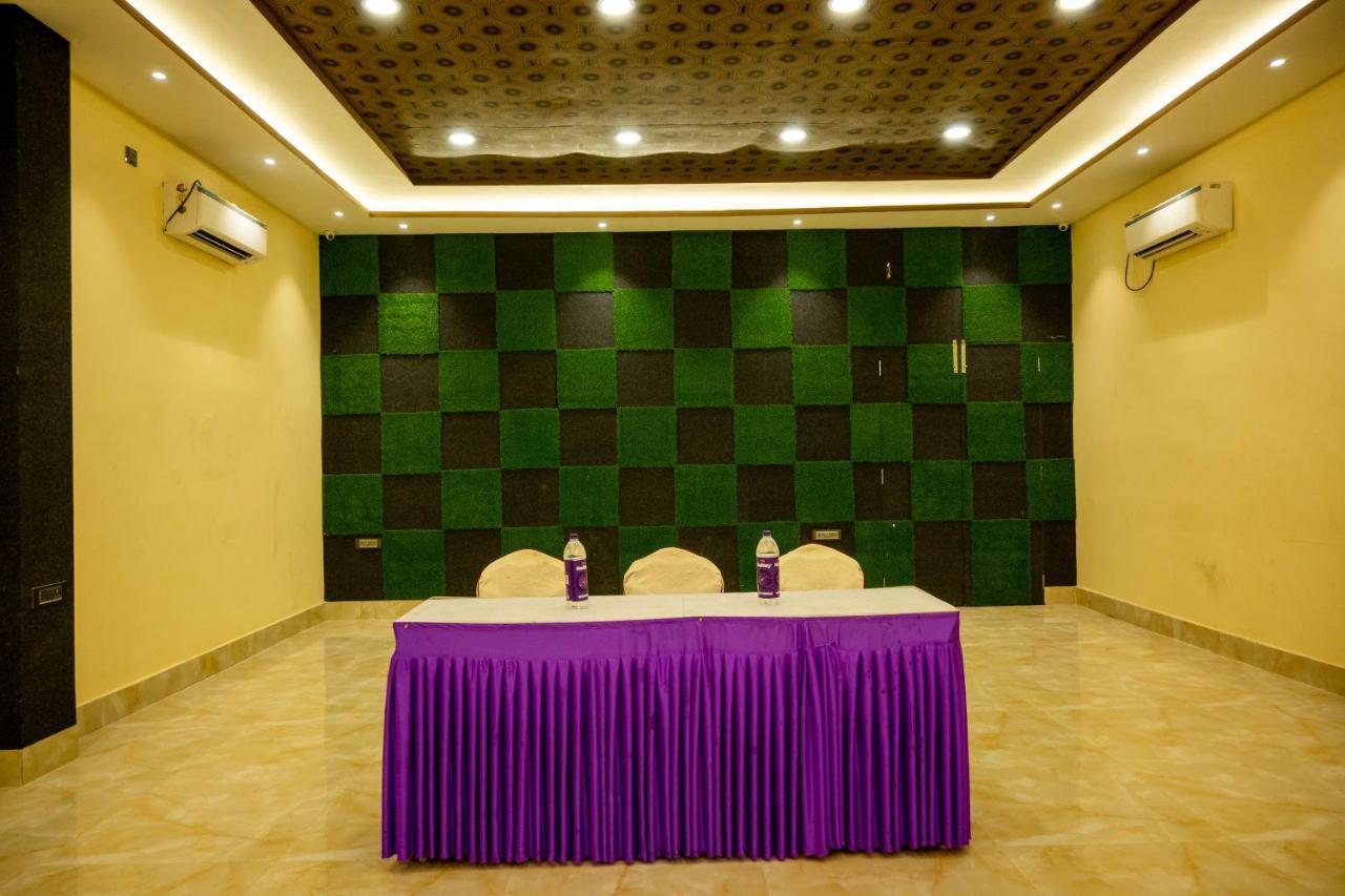 Vinayak Bhavan By Vinayak Hotels Brahmapur Exterior foto