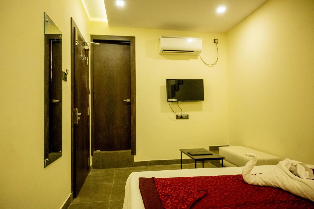 Vinayak Bhavan By Vinayak Hotels Brahmapur Exterior foto