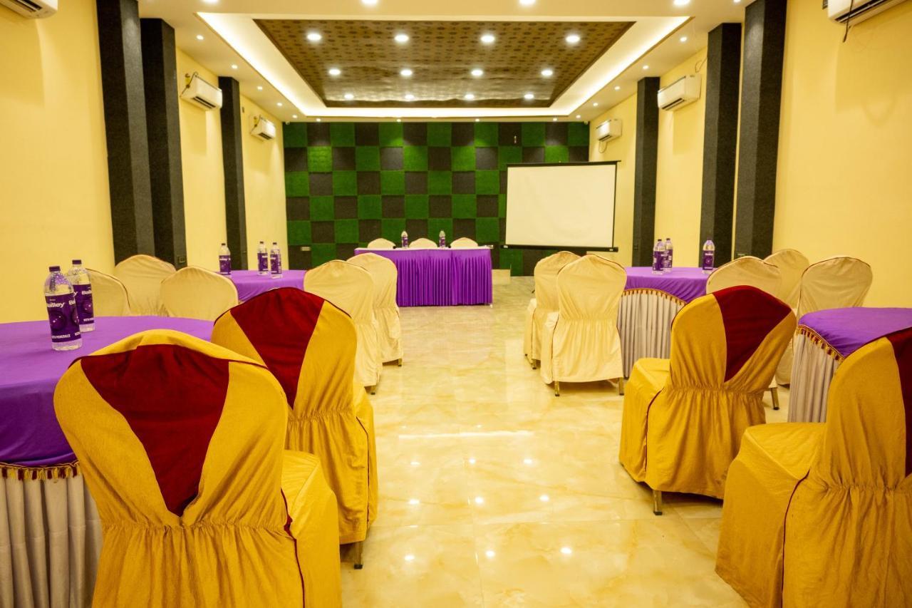 Vinayak Bhavan By Vinayak Hotels Brahmapur Exterior foto