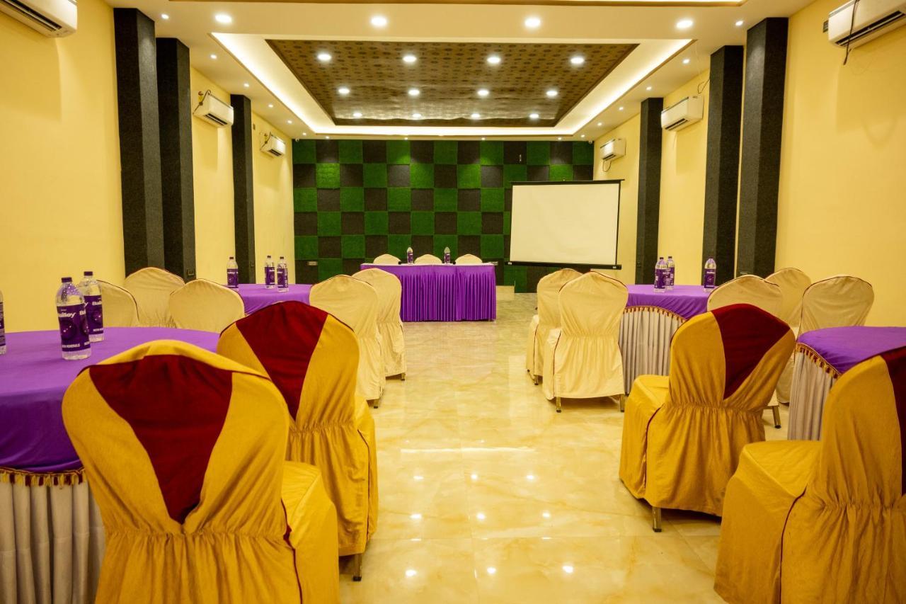 Vinayak Bhavan By Vinayak Hotels Brahmapur Exterior foto